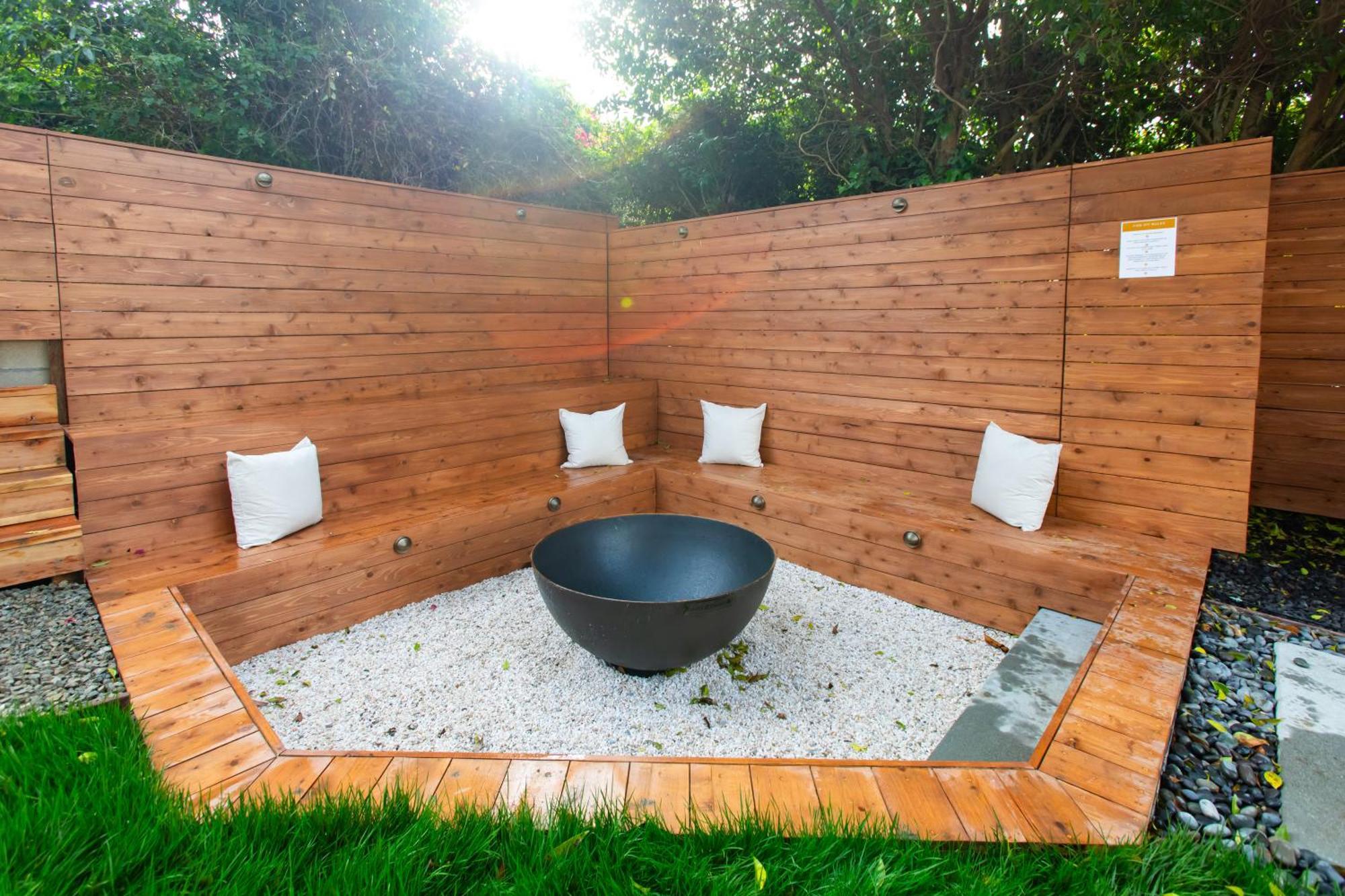 Spacious Family Retreat! Sleeps 12 + Huge Backyard San Juan Capistrano Exterior photo